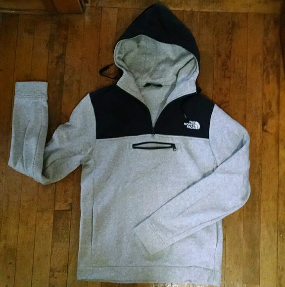 The North Face Sweaters - North Face Gray/Black Pullover Hoodie